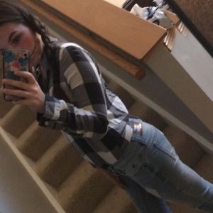 Meet your Posher, Ally